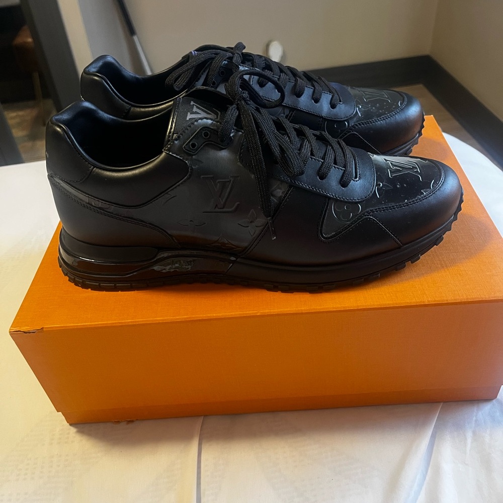 Louis Vuitton Men's Black Monogram Sneakers Runaway Sneakers - Picture 8 of 9